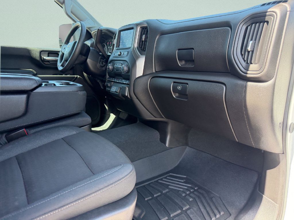 Used 2025 Chevrolet Silverado 2500 Custom w/ Custom Value Package AWD/4WD image 22