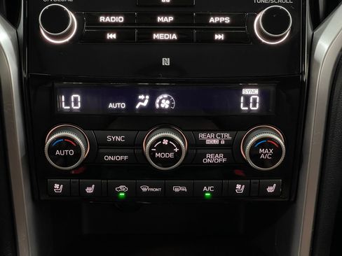 Used 2021 Subaru Ascent Touring AWD/4WD image 26