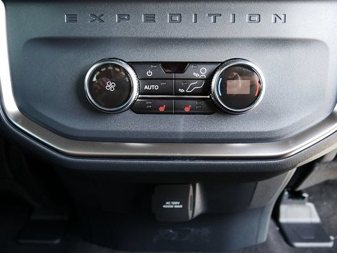 New 2027 Ford Expedition Platinum w/ Stealth Performance Package AWD/4WD image 34
