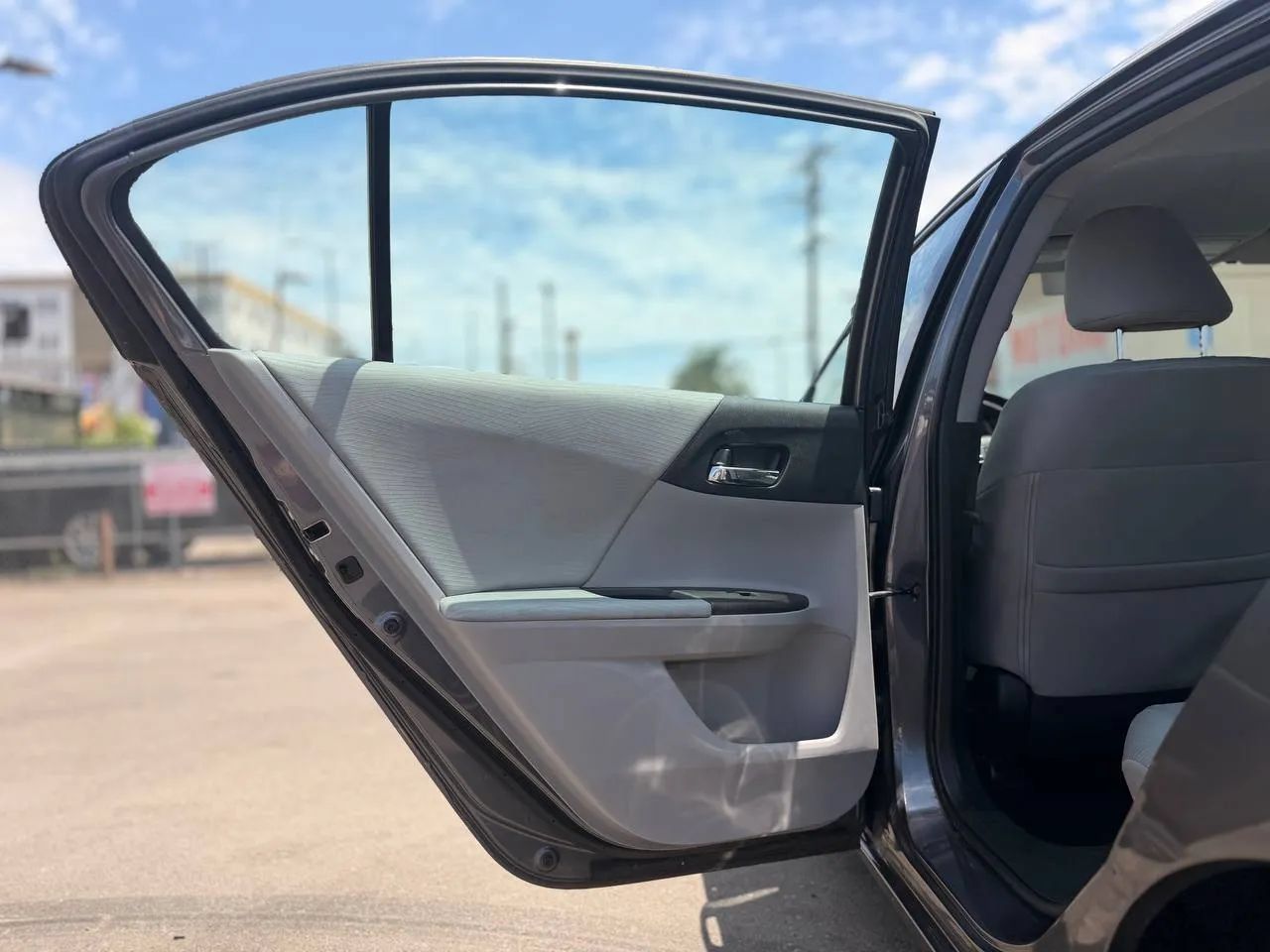Used 2014 Honda Accord LX image 26
