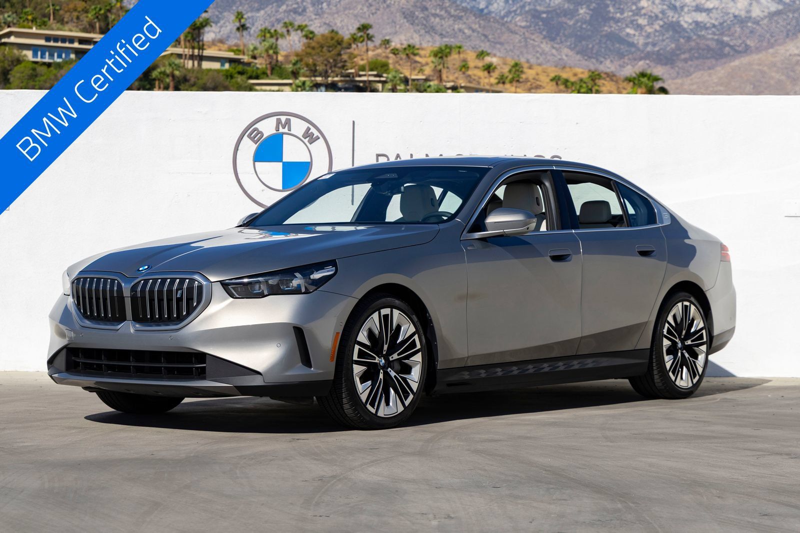 Certified 2025 BMW i5 eDrive40i w/ Premium Package RWD image 1