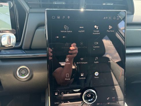 New 2026 GMC Terrain AT4 AWD/4WD image 22
