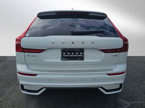Certified 2025 Volvo XC60 T8 Plus w/ Protection Package Premier AWD/4WD image 5