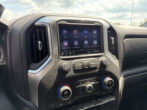 Used 2021 Chevrolet Silverado 1500 LT Trail Boss AWD/4WD image 10