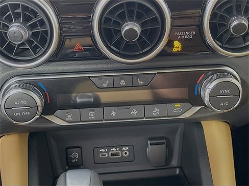 New 2025 Nissan Sentra SV w/ SV Premium Package image 11