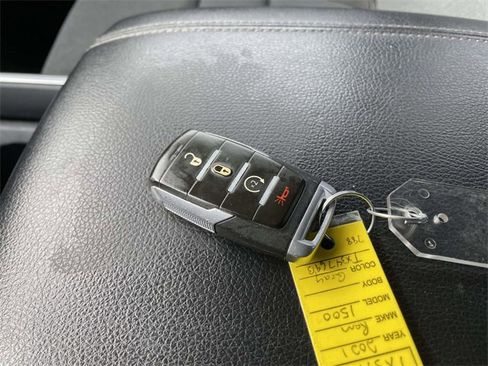 Used 2021 RAM 1500 Big Horn image 31