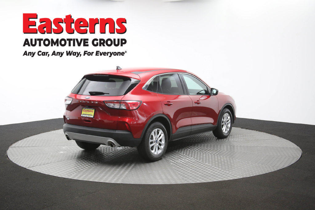 Used 2022 Ford Escape SE w/ Convenience Package FWD image 43