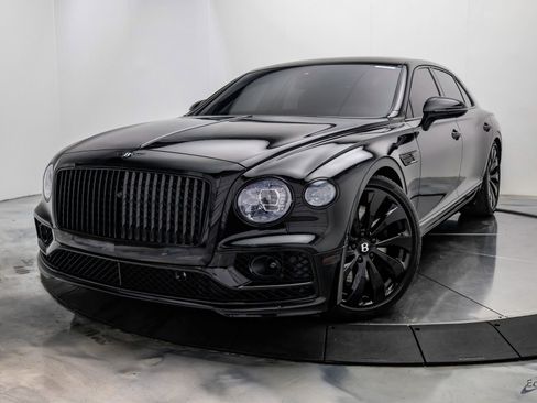 Used 2022 Bentley Flying Spur V8 AWD/4WD image 5