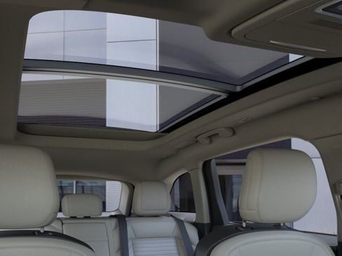 New 2026 Lincoln Nautilus Reserve AWD/4WD image 22