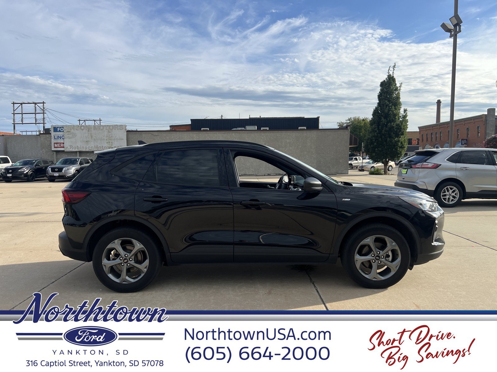 Used 2025 Ford Escape ST-Line AWD/4WD image 4