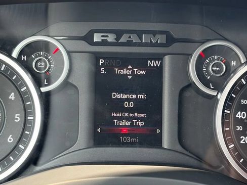 New 2026 RAM 2500 Tradesman w/ Chrome Appearance Group AWD/4WD image 21
