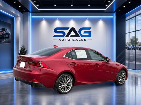 Used 2015 Lexus IS 250 w/ Navigation System Package RWD image 4