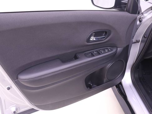 Used 2021 Honda HR-V Sport image 10