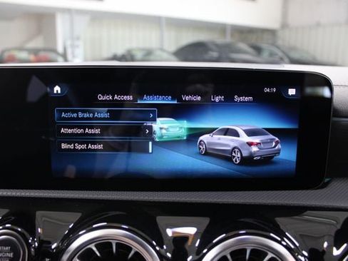 Used 2021 Mercedes-Benz A 220 image 23