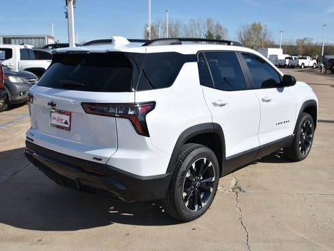 New 2026 Chevrolet Equinox RS w/ LPO, Floor Liner Package image 4