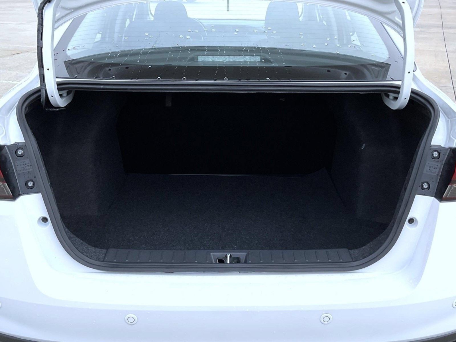 Certified 2025 Nissan Versa S w/ Trunk Package FWD image 22