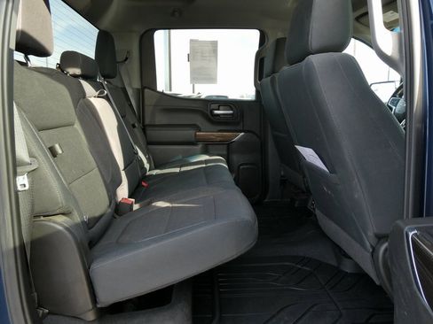 Used 2019 Chevrolet Silverado 1500 RST image 18