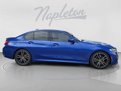 Used 2022 BMW 330i Sedan w/ M Sport Package RWD image 7
