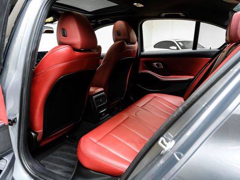 Used 2025 BMW 330i xDrive Sedan image 41