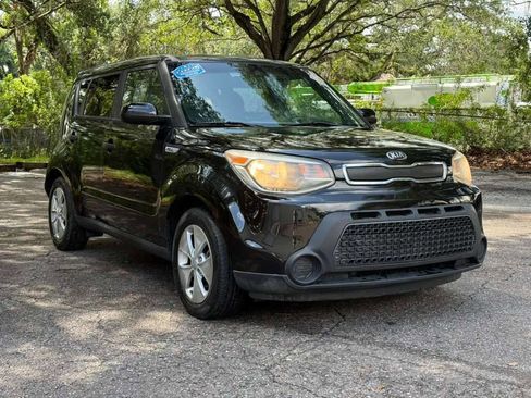 Used 2016 Kia Soul FWD image 3