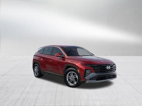 New 2026 Hyundai Tucson SE image 2