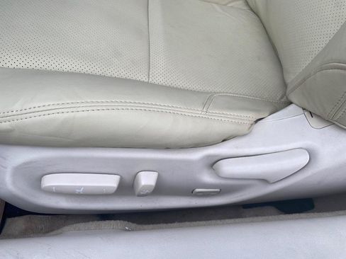 Used 2010 Lexus IS 250C RWD image 42