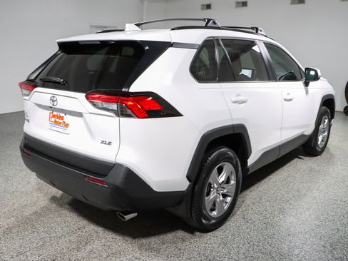 Used 2024 Toyota RAV4 XLE w/ Convenience Package FWD image 7