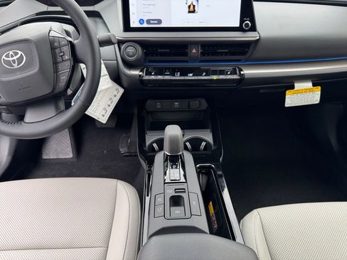 New 2025 Toyota Prius XLE image 11
