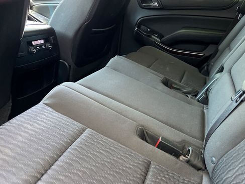Used 2015 GMC Yukon SLE RWD image 5