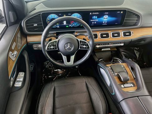 Used 2022 Mercedes-Benz GLS 450 4MATIC image 21