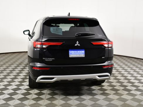 Used 2022 Mitsubishi Outlander SE AWD/4WD image 7