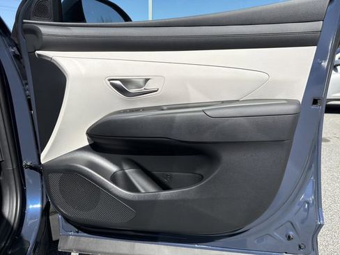 New 2026 Hyundai Tucson SE image 14