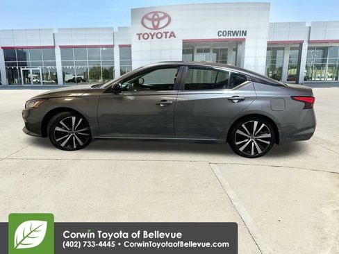 Used 2021 Nissan Altima 2.0 SR image 5
