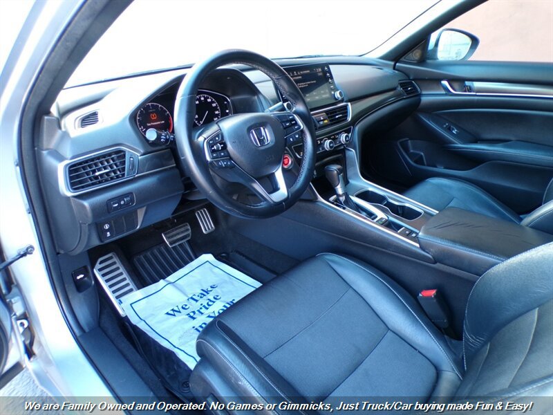 Used 2018 Honda Accord Sport image 13