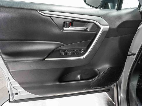 Certified 2024 Toyota RAV4 XLE FWD image 21