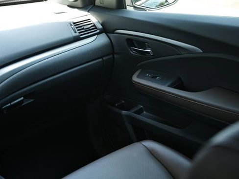 Certified 2024 Honda Ridgeline RTL image 29