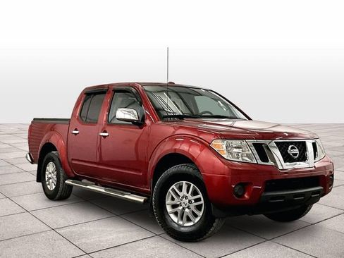 Used 2015 Nissan Frontier SV AWD/4WD image 2
