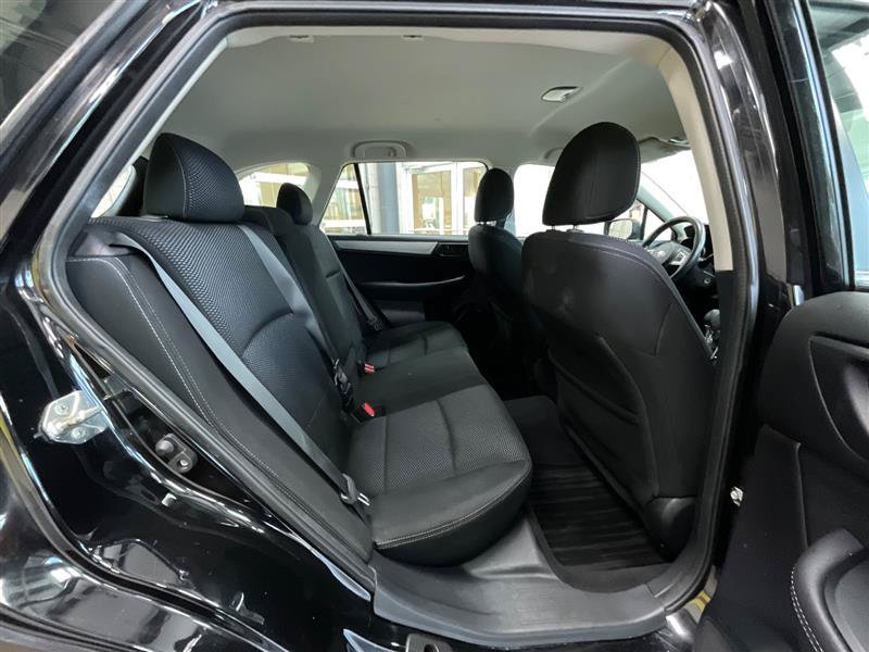 Used 2016 Subaru Outback 2.5i AWD/4WD image 25
