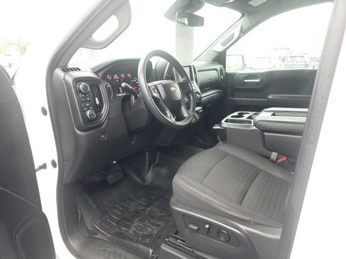 Used 2023 Chevrolet Silverado 1500 Custom image 12