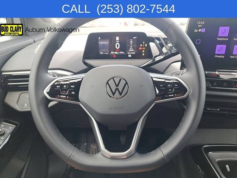Used 2024 Volkswagen ID.4 2WD image 19