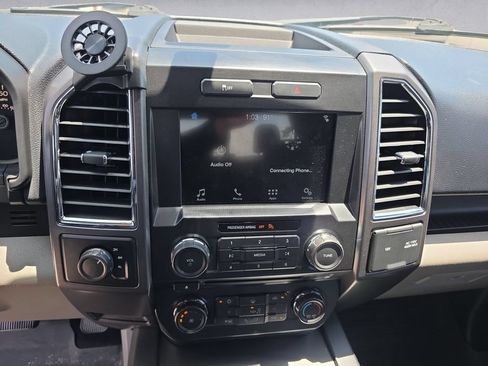 Used 2017 Ford F150 XLT w/ Equipment Group 302A Luxury AWD/4WD image 11