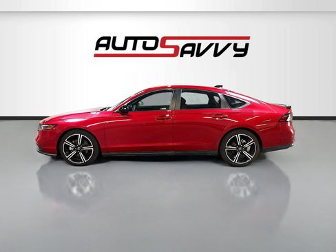 Used 2024 Honda Accord Sport image 4