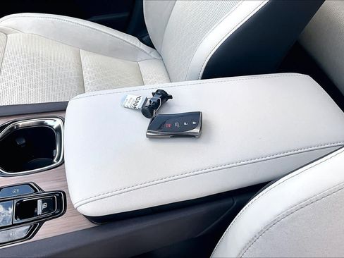 Used 2023 Lexus RX 350 FWD w/ Accessory Package (Z1) image 14