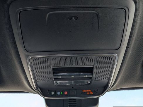 Used 2024 Chevrolet Traverse RS w/ LPO, Floor Liner Package AWD/4WD image 32
