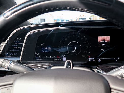 Used 2023 Cadillac Escalade ESV Sport w/ Touring Package image 21