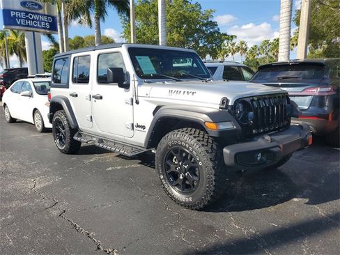 Used 2023 Jeep Wrangler Willys image 2