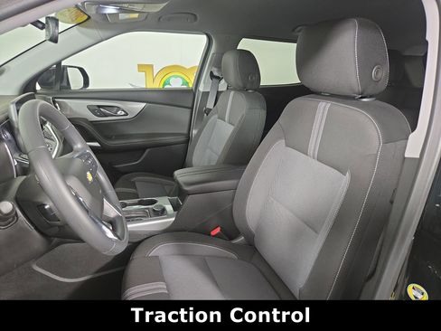 Used 2025 Chevrolet Blazer LT w/ Convenience Package FWD image 10