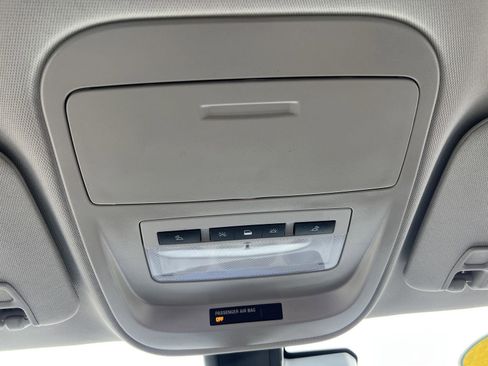 Used 2019 Chevrolet Colorado LT w/ LT Convenience Package image 31