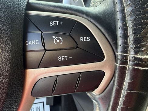 Used 2014 Jeep Grand Cherokee Limited AWD/4WD image 15