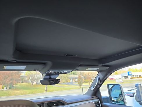 New 2026 GMC Sierra 3500 Denali w/ Denali Reserve Package image 13